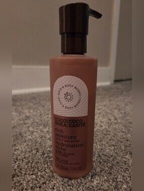 Bath & Body Works Cocoa Shea Rich Moisture Body Lotion - Brown